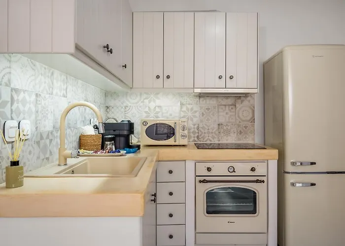 Petrias Pool House Serifos Town