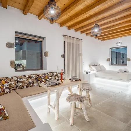 Petrias Pool House Daire Serifos Town