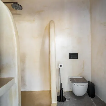 Petrias Pool House Апартаменты