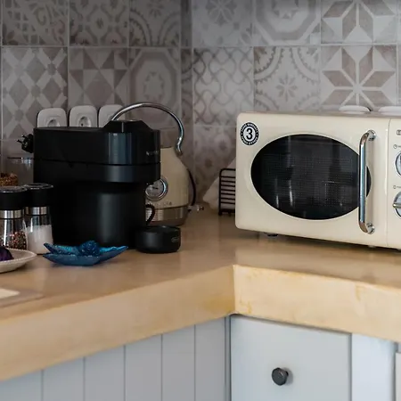 Апартаменты Petrias Pool House Serifos Town