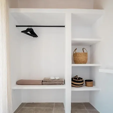 Petrias Pool House * Serifos Town