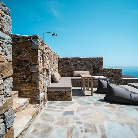 Petrias Pool House דירה *