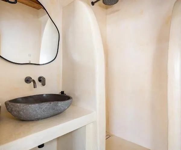 Petrias Pool House Apartment Serifos Town