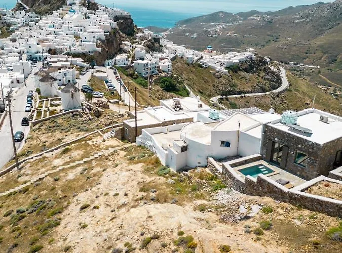 Apartment Petrias Pool House *